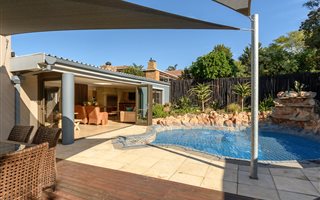 5 Bedroom House in Aurora