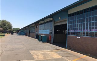 4404 m² Industrial space in Rosslyn