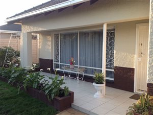 4 Bed House in Malvern East