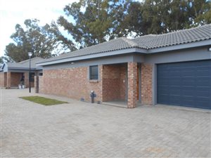 3 Bed Simplex in Baillie Park