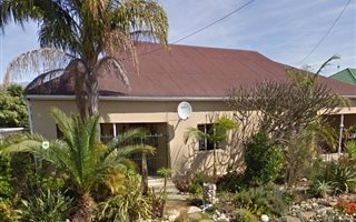 7 Bedroom House in Rawsonville
