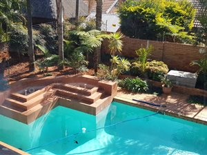 4 Bed House in Montana Park