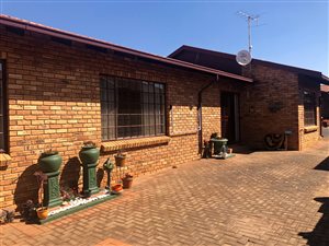 2 Bed Cluster in Eike Park