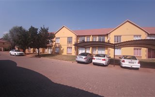 2 Bedroom Apartment in Eldorette