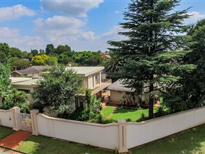 4 Bedroom House in Bonaero Park