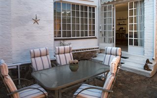 1 Bedroom Townhouse in The Gardens