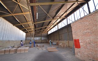 325 m² Industrial space in Lenasia