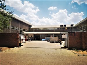 1428 m² Industrial space in Hermanstad