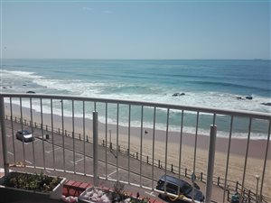 2 Bed Apartment in Umdloti Beach