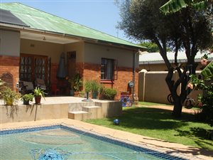 3 Bed House in Orange Grove