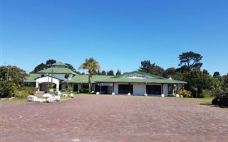 Retail space in Harkerville