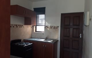 2 Bedroom Apartment in Brackenham