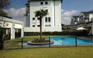 1 Bedroom Apartment in Bryanston