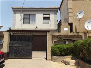 4 Bed House in Ivory Park