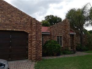 3 Bed House in Theresa Park