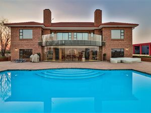 4 ha Farm in Marlbank