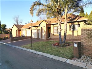 3 Bed Townhouse in Willow Park Manor