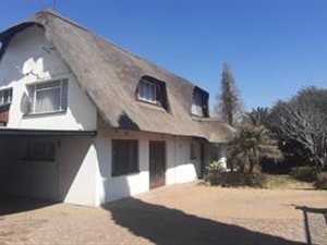 4 Bed House in Isandovale