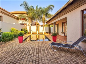 3 Bed House in Bronberg