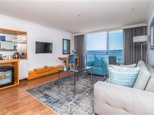 1 Bed Apartment in Mouille Point