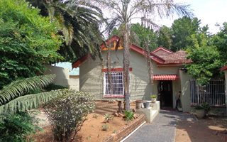 4 Bedroom House in Malvern