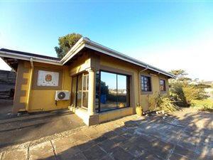 3 Bed House in Umhlatuzana