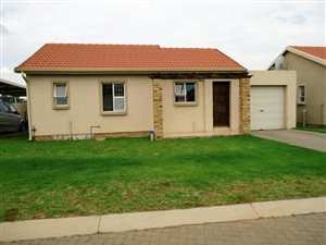 3 Bed House in Helderwyk Estate