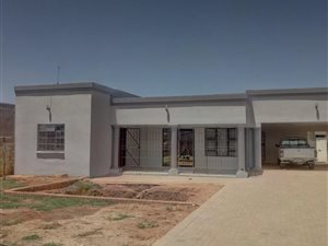 5 Bed House in Tweefontein