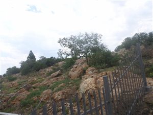 1072 m² Land available in Vaaloewer