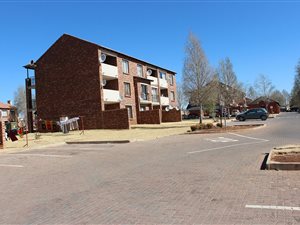 2 Bed Apartment in Noordwyk