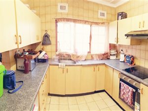2 Bed Apartment in Essenwood