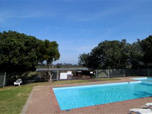 3 Bed Apartment in Keurbooms River