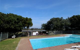 3 Bedroom Apartment in Keurbooms River