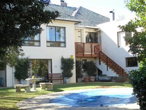 3 Bed House in Kingswood