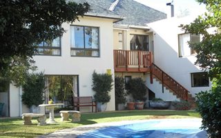 3 Bedroom House in Kingswood