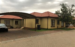 3 Bedroom House in Heatherview