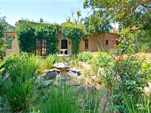 5 Bed House in Chartwell