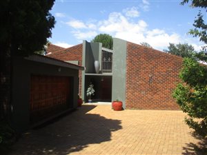 4 Bed House in Alberante