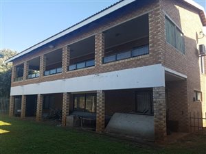 4 Bed House in Marina Beach