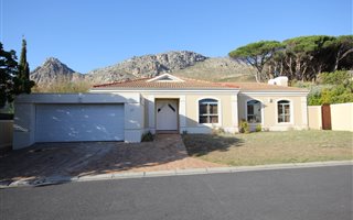 3 Bedroom House in Silvertree Estate