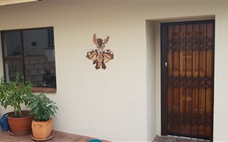 2 Bedroom Garden Cottage in Craighall