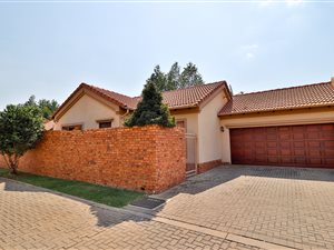 3 Bed Townhouse in Equestria