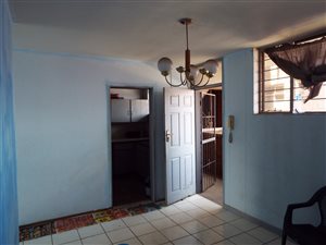 3.5 Bed Apartment in Arcadia