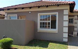 2 Bedroom Simplex in The Orchards