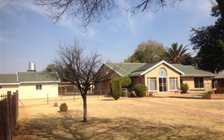 5 Bedroom House in Benoni North