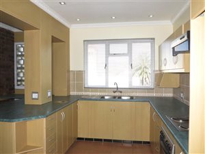 2 Bed Apartment in Meadowridge