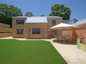 3 Bed House in Craighall Park