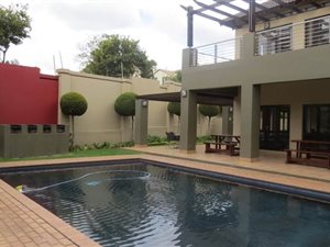 2 Bed House in Lonehill