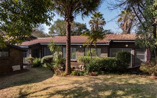 5 Bedroom House in Weltevreden Park