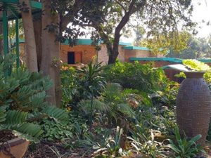 5 Bed House in Florauna